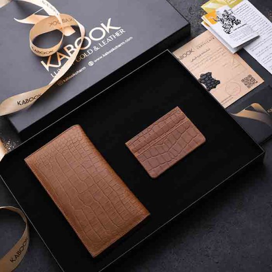ست هدیه چرم کیف کتی و کیف کارت عسلی