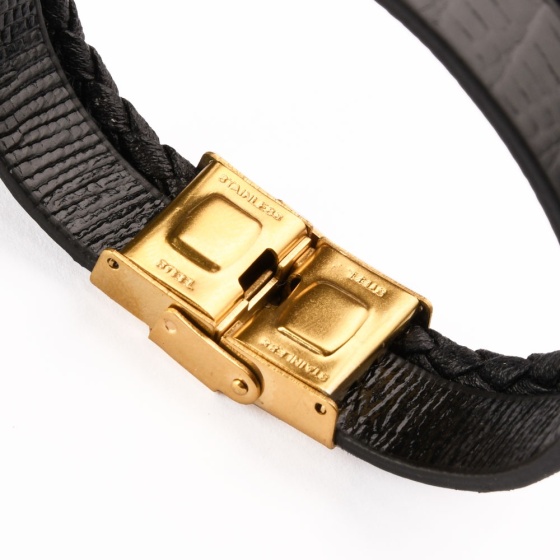 دستبند چرم 67 مشکی لیزارد