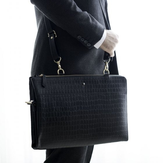 کیف کلاسوری دوشی چرم مشکی کروکودیلی