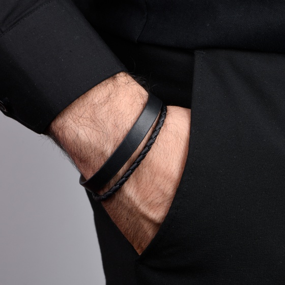 دستبند چرم 67 مشکی ساده مردانه