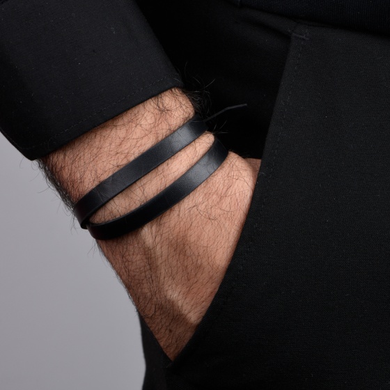 دستبند چرم دو دور ساده مشکی