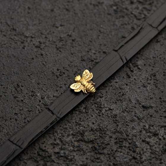 دستبند طلا زنانه زنبور