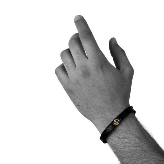 دستبند طلا چرم حرف چ